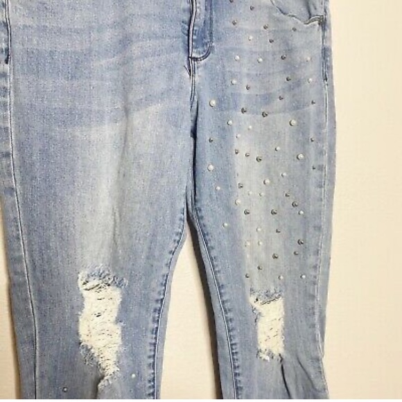 Kut from the Kloth pearl bead straight leg jeans - Picture 3 of 7